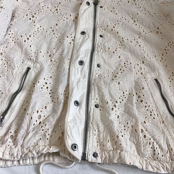 Free People Daisy Jane Ivory Eyelet Bomber Jacket Size Large - Picture 9 of 14